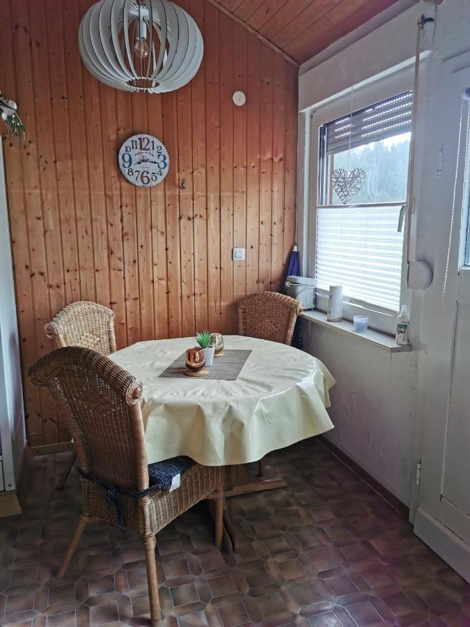 Kleines Ferienhaus Mit Charme Мешеде Экстерьер фото